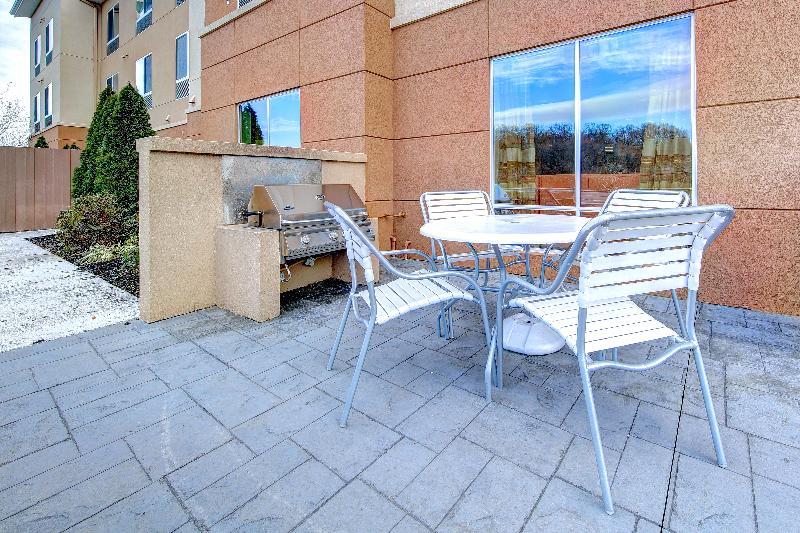 Fairfield Inn & Suites By Marriott Harrisburg West/New Cumberland Exteriör bild